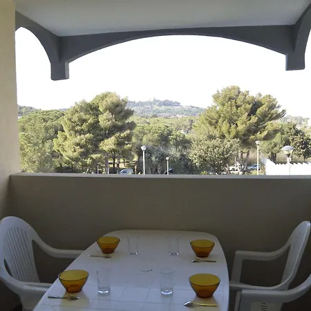 Studio Cabine 4 Pers, Proche Port Et Commerces, Cap D'agde - Fr-1-249-325 Апартаменты *